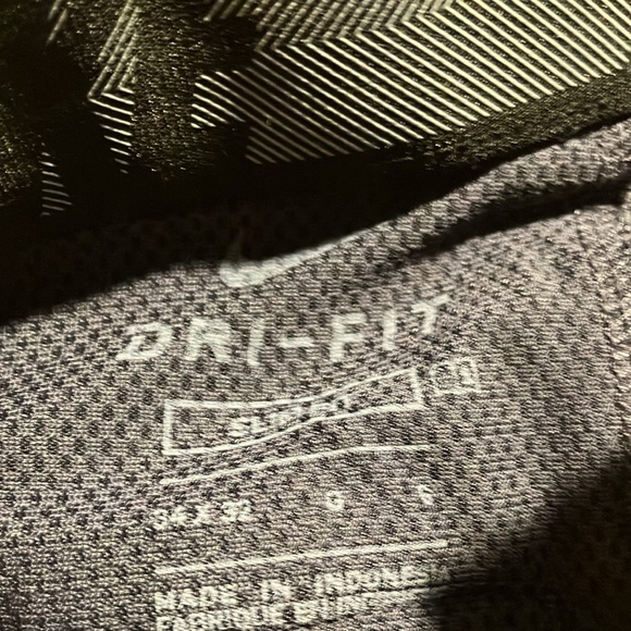 Women’s NIKE DRI-FIT 34/32 trousers gray soft material - Picture 7 of 7